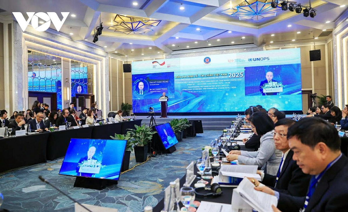 Vietnam forum charts course for sustainable growth and economic resilience